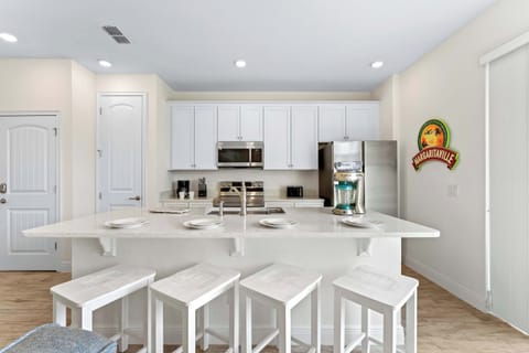 Townhome, Multiple Beds, Patio, Garden View (Capri Sunset) | Private kitchen | Fridge, microwave, oven, stovetop