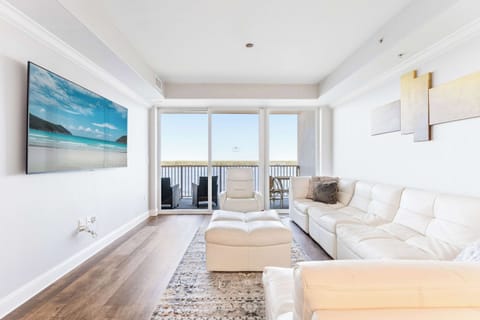 Condo, Multiple Beds, Balcony (Lake Views At Blue Heron) | Living area | 42-inch flat-screen TV with digital channels