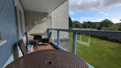 Lounge balcony
