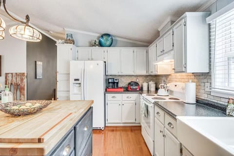 Kitchen | Bar Seating | Open Living