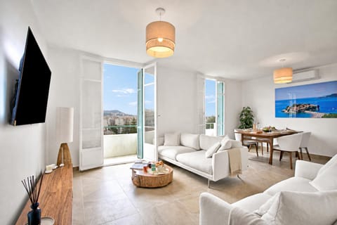 Living and dining room