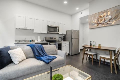 Living and kitchen area