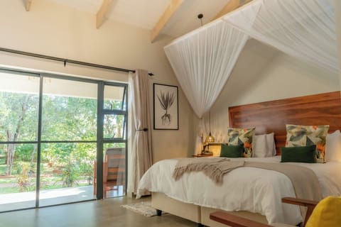 Deluxe Double or Twin Room, Balcony, Garden View | In-room safe, laptop workspace, blackout drapes, iron/ironing board