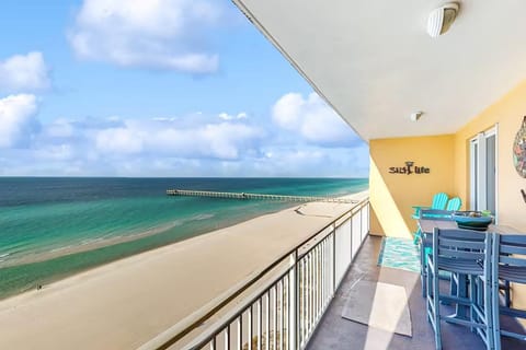 Condo, Multiple Beds (Sterling Reef 902) | Outdoor dining