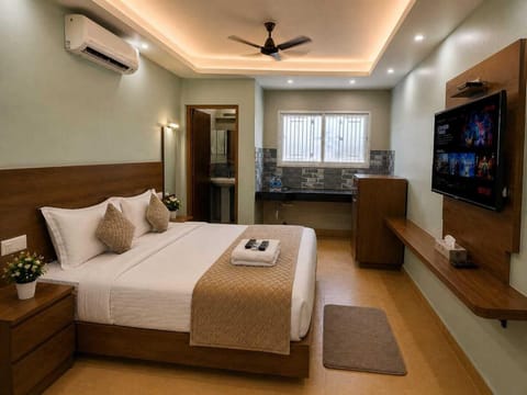 Luxury Double Room | WiFi (free)