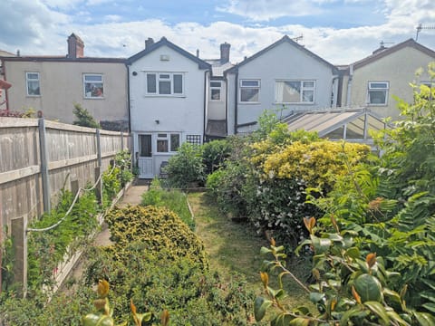 Garden | Trinity Cottage, Abergavenny