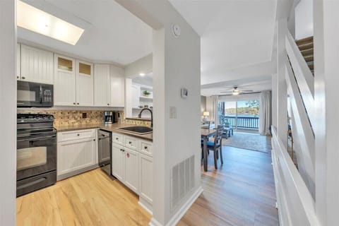 328e67a8-2225-4f77-8545-e3e413df0f7c