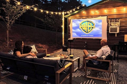 Movie magic under the stars – your own private outdoor cinema experience!