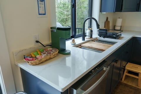 Keurig with a few breakfast items available for our guests!