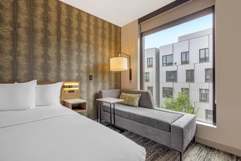 Suite, 1 King Bed with Sofa bed, Non Smoking | Free cribs/infant beds, free WiFi, bed sheets