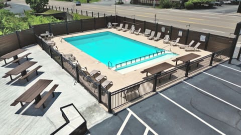 Seasonal outdoor pool