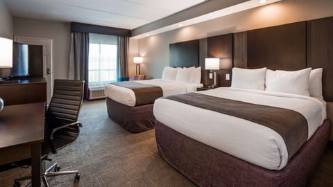 Desk, laptop workspace, WiFi, bed sheets