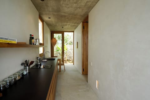 Studio, Beach View | Private kitchen | Reusable coffee/tea filters, paper towels