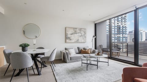 Modern open-plan space perfect for entertaining or a quiet dinner.