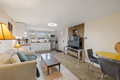 Designed for flexibility — perfect for both productivity and downtime.