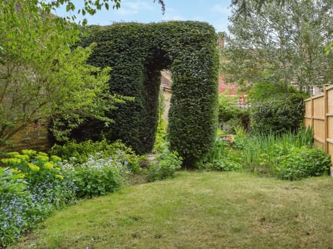 Garden | Teddy&rsquo;s Cottage, Market Overton