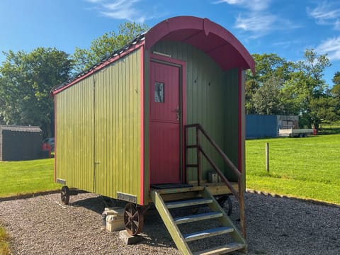 Exterior | Tilly - Shepherds Retreat, Brecon
