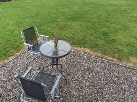 Sitting-out-area | Brown Hare - Shepherds Retreat, Brecon