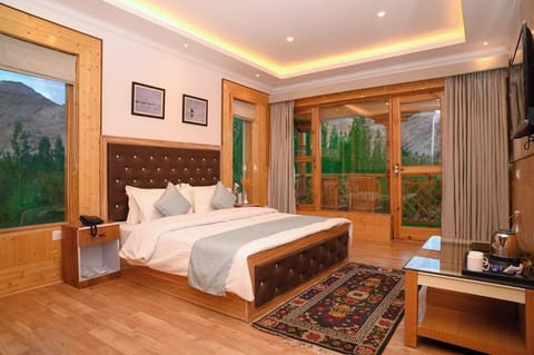 Deluxe Room | Premium bedding, WiFi (free), bed sheets