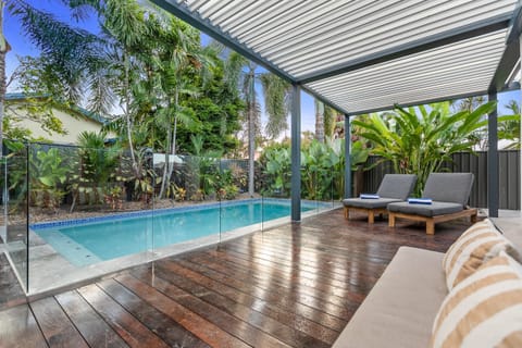 House | 4 bedrooms, high-speed internet