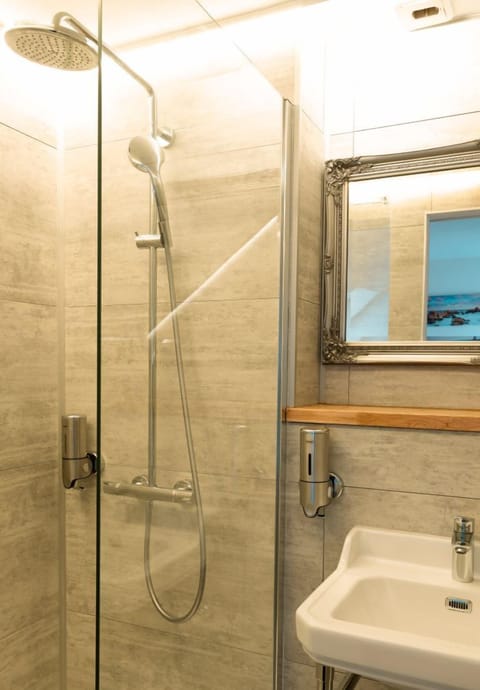 Double Room, Sea View (Cosy) | Bathroom | Towels