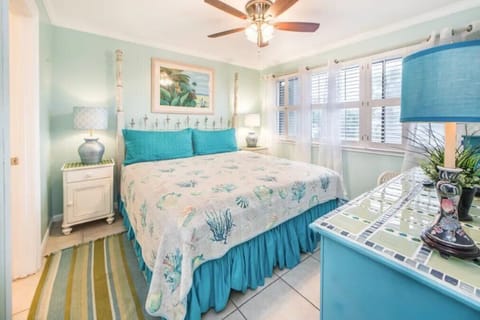 Welcome to Blue Surf 17A!