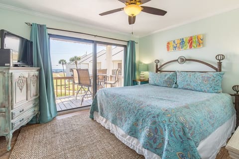 Bedroom with Balcony Access