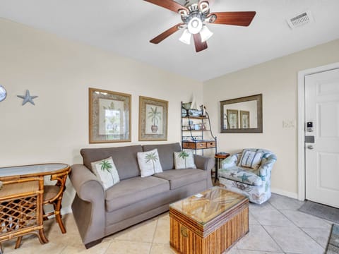 Beachside Villas 613