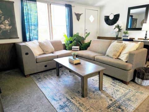 The Living Room Lounge