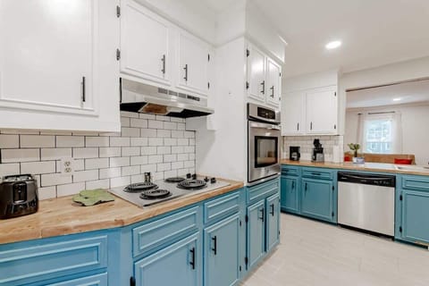 Fully stocked kitchen