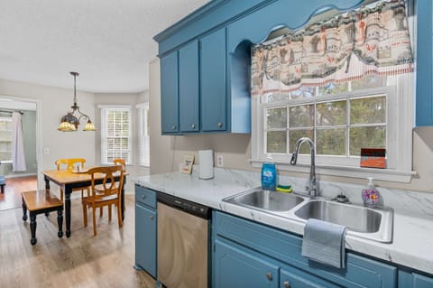 Kitchen with a dining table