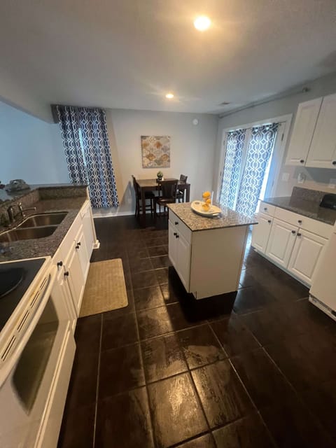 Recent photo taken by our cleaning team, ensuring you see the home how it truly is.