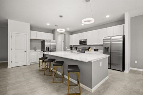 2393 Shanti Drive (6).jpg