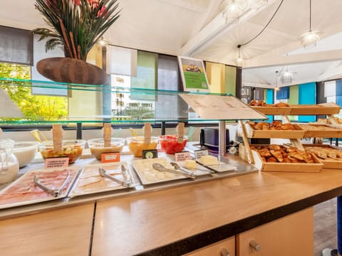 Daily buffet breakfast (EUR 10 per person)