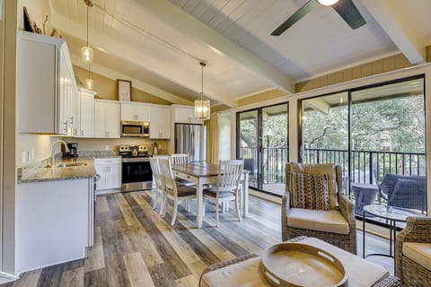 Kitchen and dining table