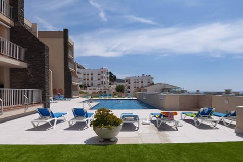 Holiday Home Swimming Pool