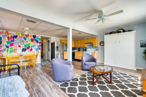 Living room | Kitchen | Dining Area