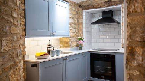 The exposed stone and light blue finishes perfectly complement each other