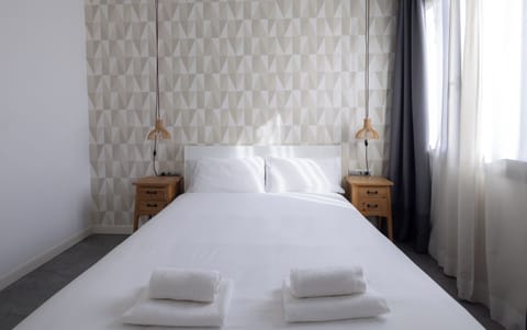 Apartment (1 Bedroom) | 1 bedroom, iron/ironing board, free cribs/infant beds, bed sheets