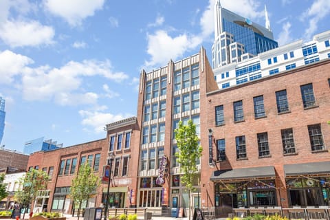 The building is right next to Broadway with some of Nashville's premier Honky-Tonks right across the street!