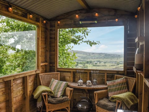Sitting-out-area | Bracken Hut at Copy House Hideaway, Earby