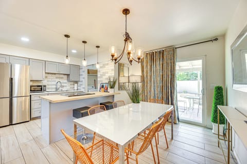 Mesa Vacation Rental | 5BR | 2BA | 1,400 Sq Ft | Step to Enter