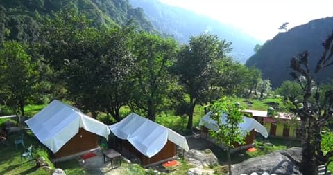 Deluxe Tent, River View | Soundproofing, free WiFi