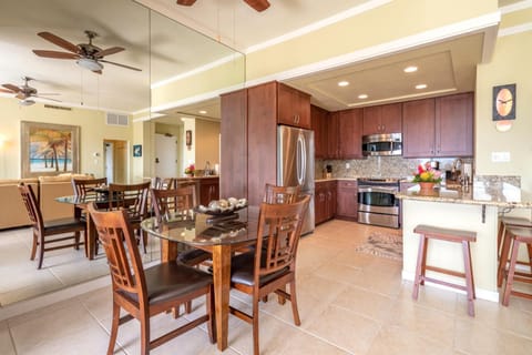 Sophisticated island decor sets the tone for cozy meals and memorable gatherings KGV-21P2