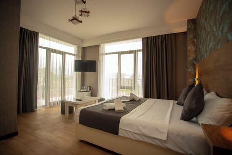 Double or Twin Room, Balcony | Blackout drapes, iron/ironing board, free WiFi