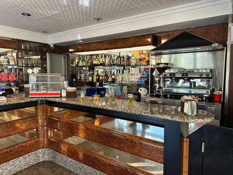 Free daily full breakfast