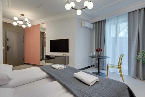 Comfort Studio, Balcony | Iron/ironing board, free WiFi