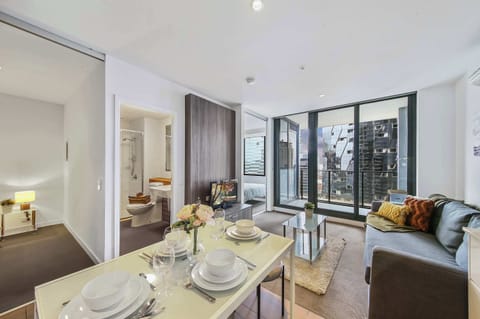A spacious living & dining area.