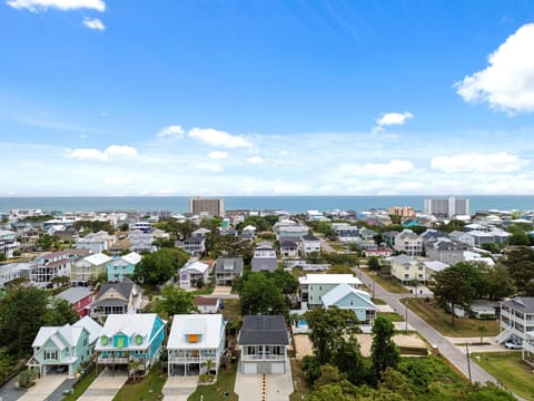 DRONE VIEW ROM HOME TO BEACH.  6 BLOCKS.  6 MINUTE WALK.