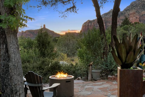 Redscape offers amazing red rock views, horizons and sunsets.  Warm up next to the firepit!